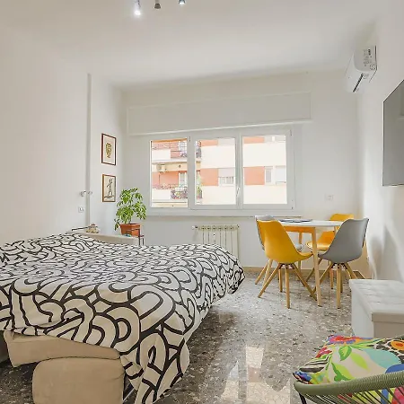 Casa E Per Vacanze Gordiani Vicino Metro C Colosseo Lejlighed