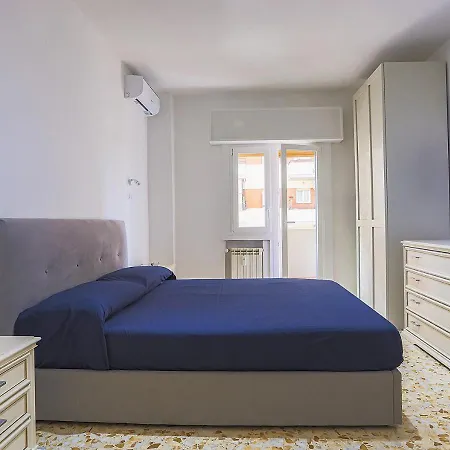 Casa E Per Vacanze Gordiani Vicino Metro C Colosseo * Rom